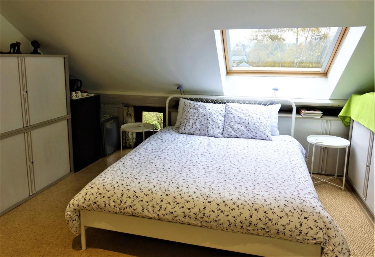 Bed and Breakfast Le Jardin Des Miroirs Esneux Экстерьер фото